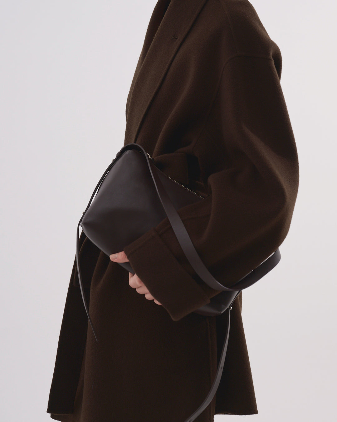 【2025FW preorder】DEAR "L"