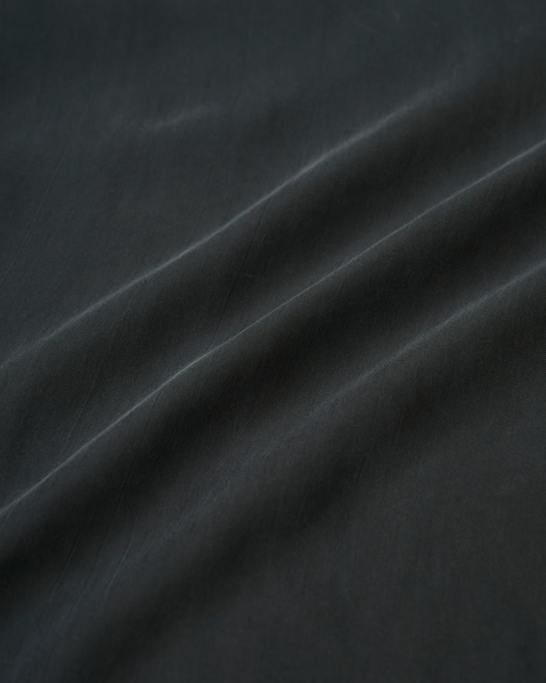 【4/22 19:00-】peach skin cropped skirt