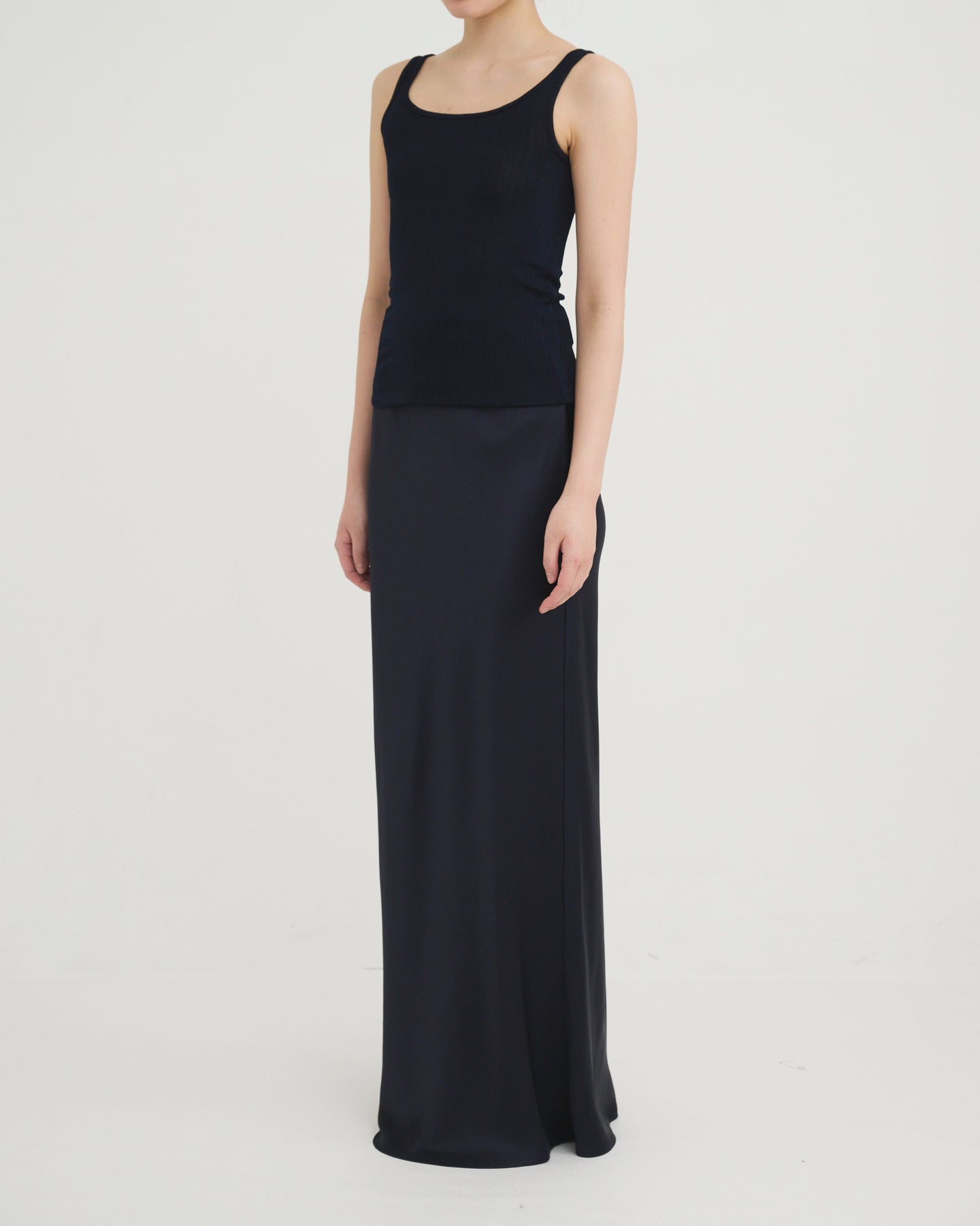 【hekkel】ENOF ace long skirt ホワイト M ENOF（イナフ）の「ace long straight skirt（スカート）」 - WEAR