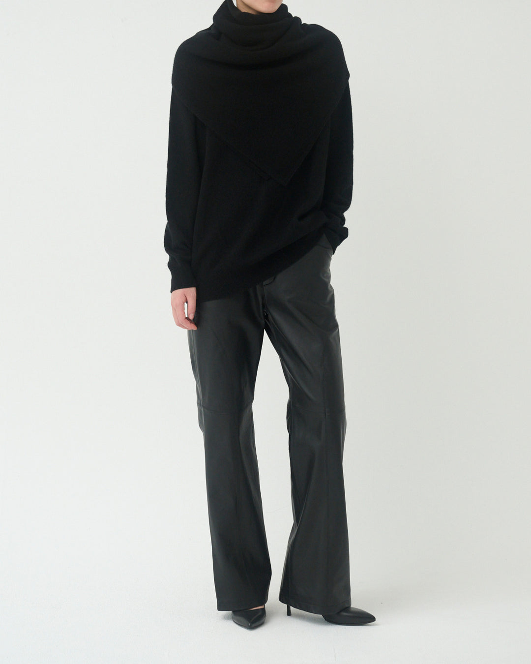 [2025FW preorder] cashmere sweater with stall