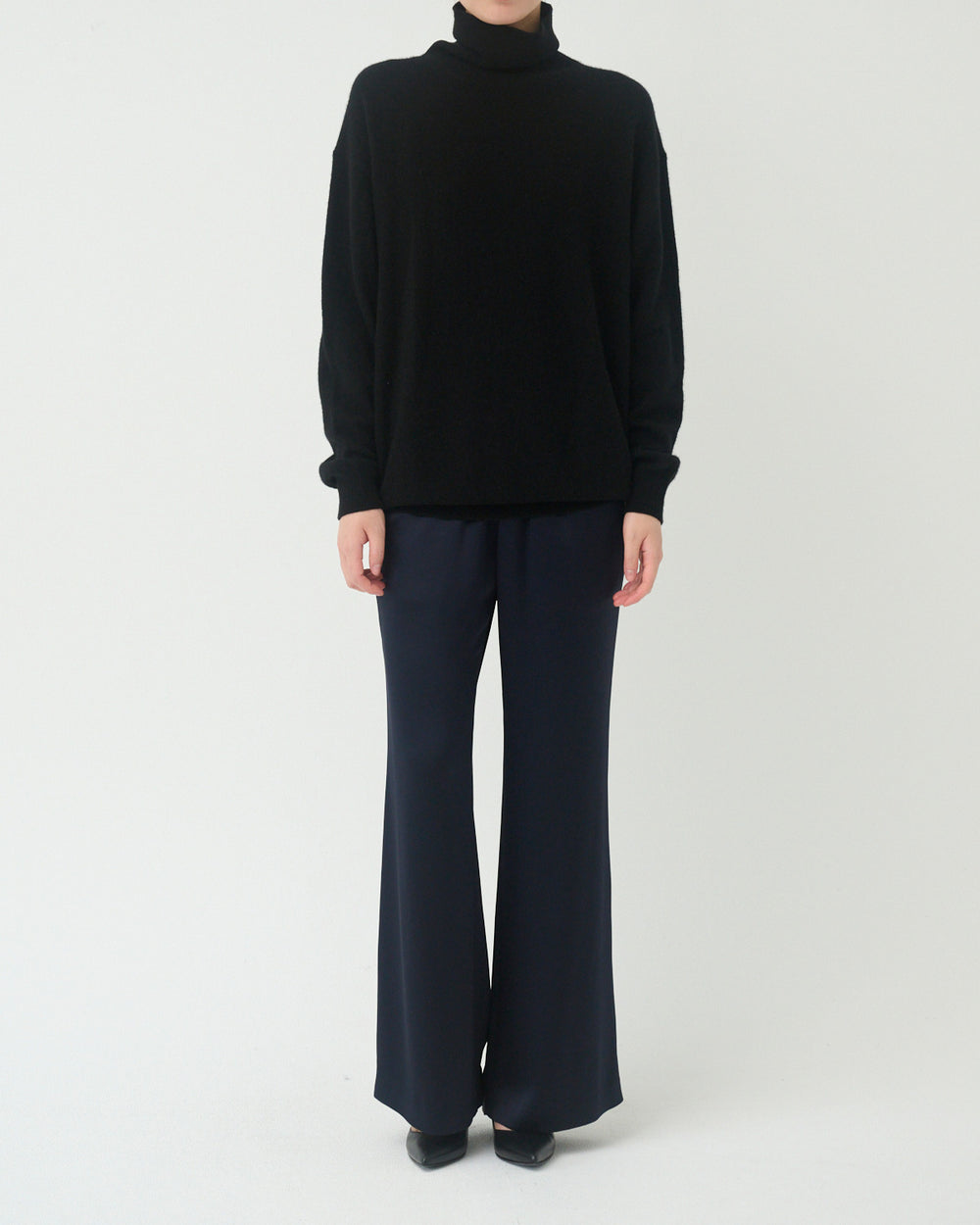 [2025FW preorder] cashmere sweater with stall