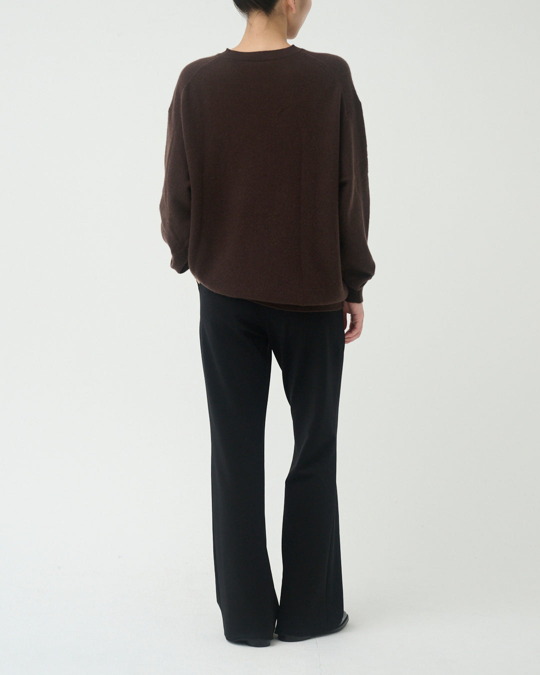 [2025FW preorder] cashmere sweater with stall