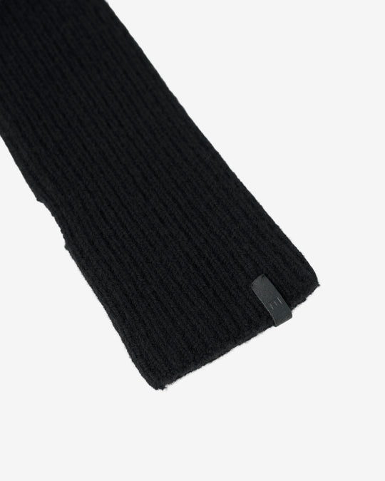 fingerless gloves